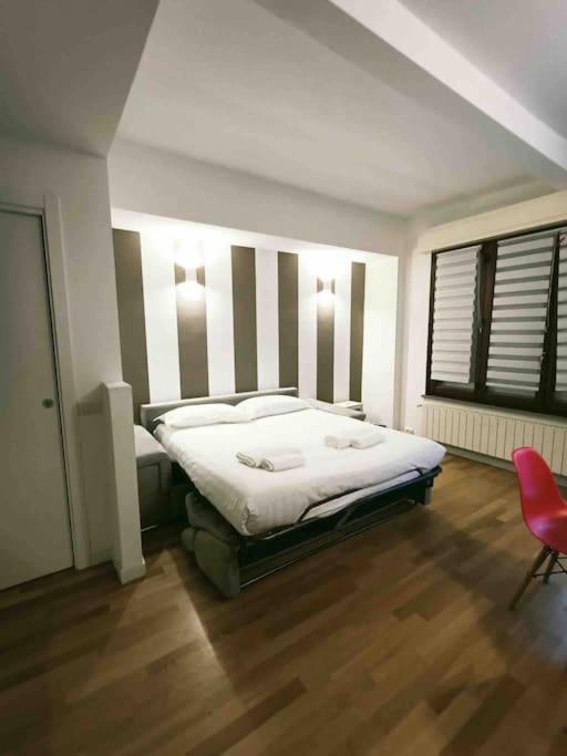 Bilocale Zona Bocconi-Navigli Villa Milánó Kültér fotó